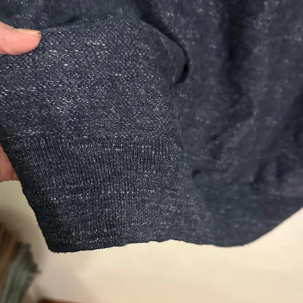 0245 J. Crew Dark Blue Long Sleeve Henley sweater size small men’s‎